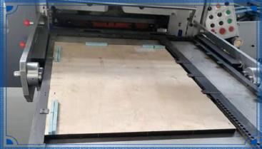 YC-1300-1500-1650AL Front Edge Feeding Flatbed Die Cutting Machine